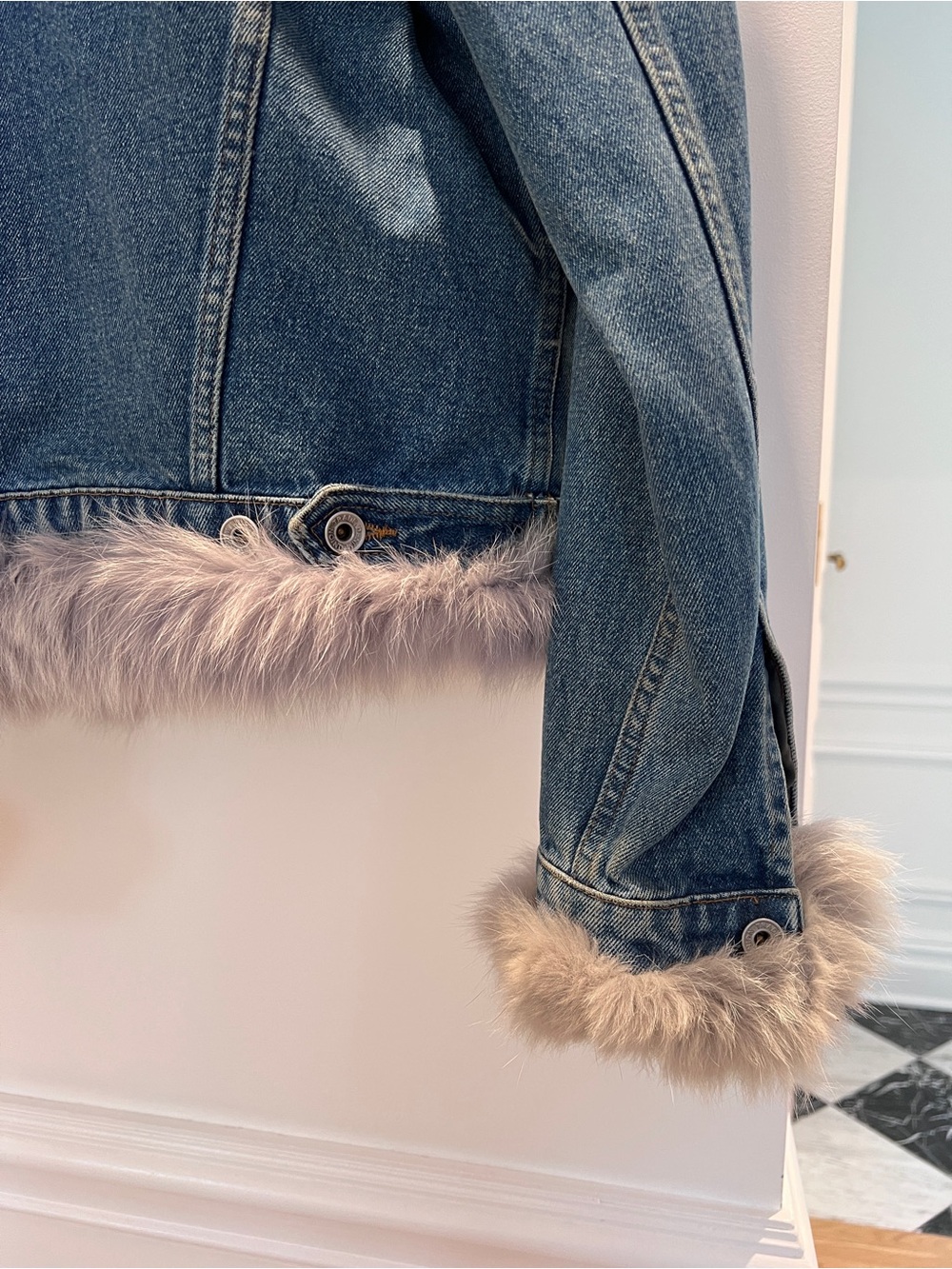 Vintage Denim Jacket with Faux Fur Trim - Blue - Picture 5 of 12